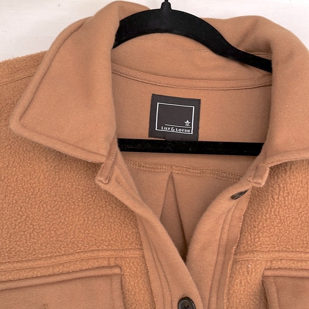 Lily & Lottie Taupe Wilder Sherpa Shacket with Front Pockets and Patched Elbows - Picture 4 of 8